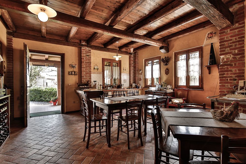 Agriturismo Borg Da Ocjs Medea Eksteriør billede